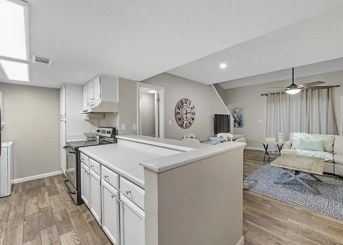 Apartment Spacious 2-story Family Retreat Sugar 363